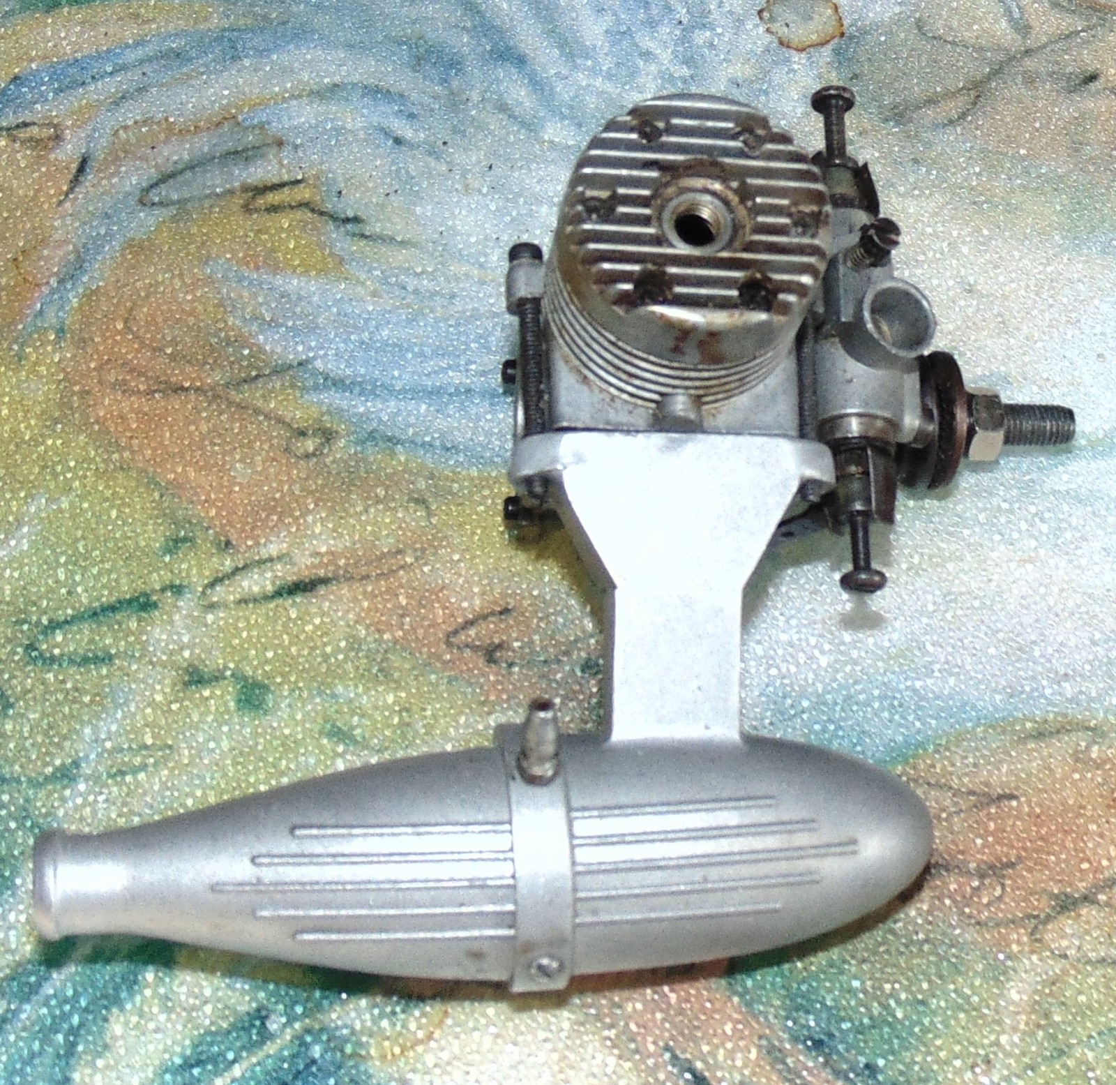 Fox 25 RC Model Airplane Engine wth muffler, used lightly