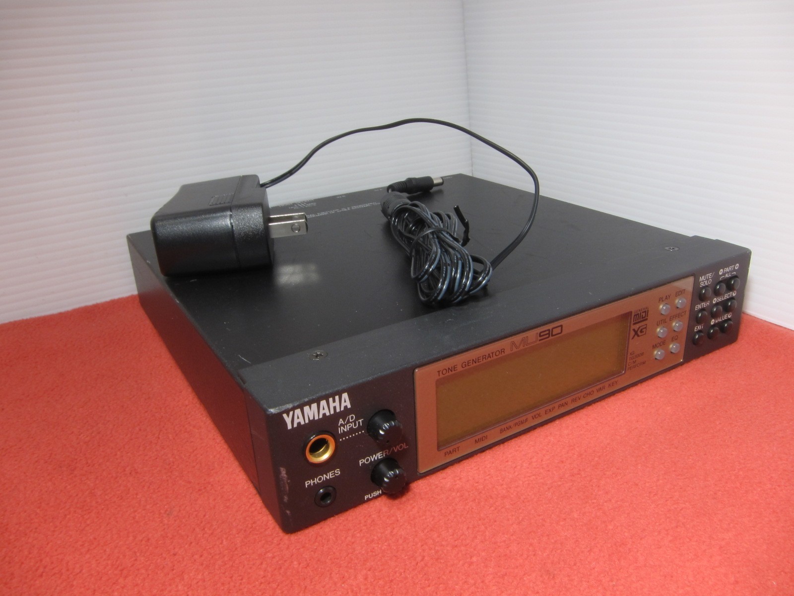 Yamaha MU90 Sound Module New battery Ver Good Tested MIJ w/ Power Supply