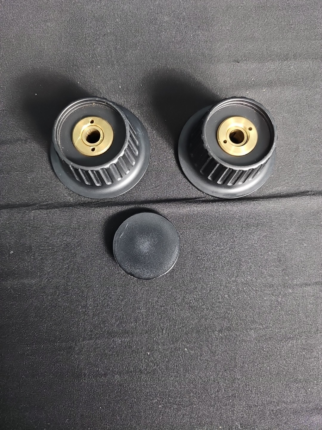 ZEISS Axiovert 100 MICROSCOPE  BLACK KNOBS WITH HOLE QUANTITY OF 2