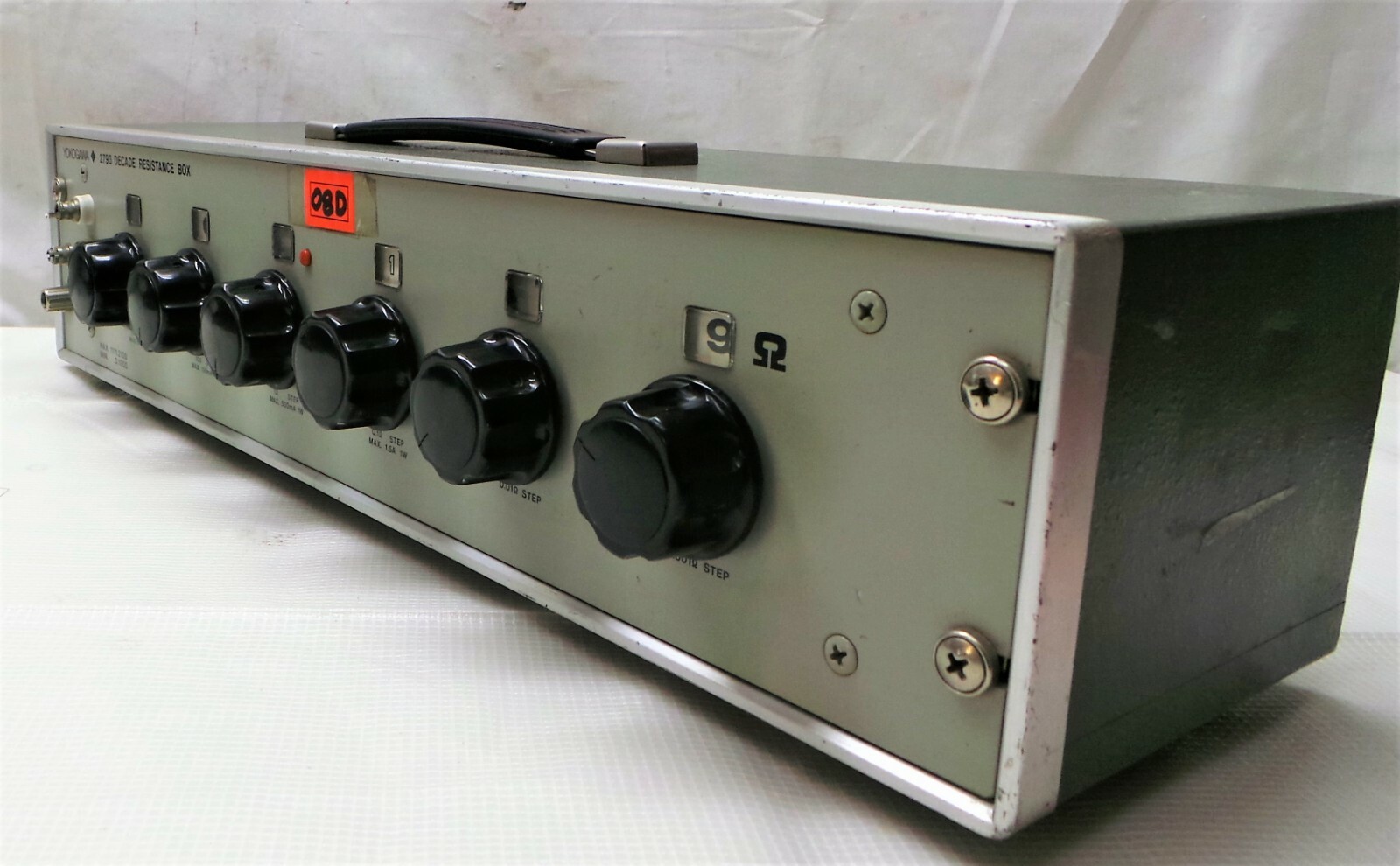 YOKOGAWA 2793 DECADE RESISTANCE BOX.