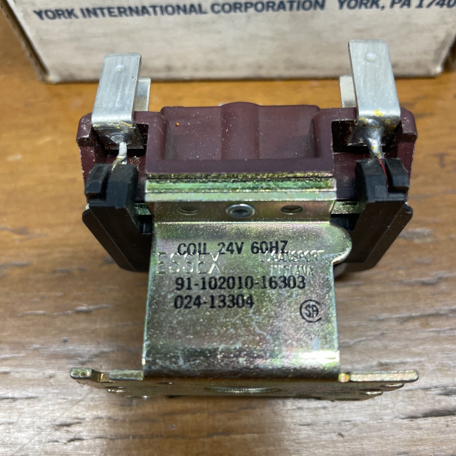 Source One Relay Control - 024-13304-900 - York - FREE SHIPPING