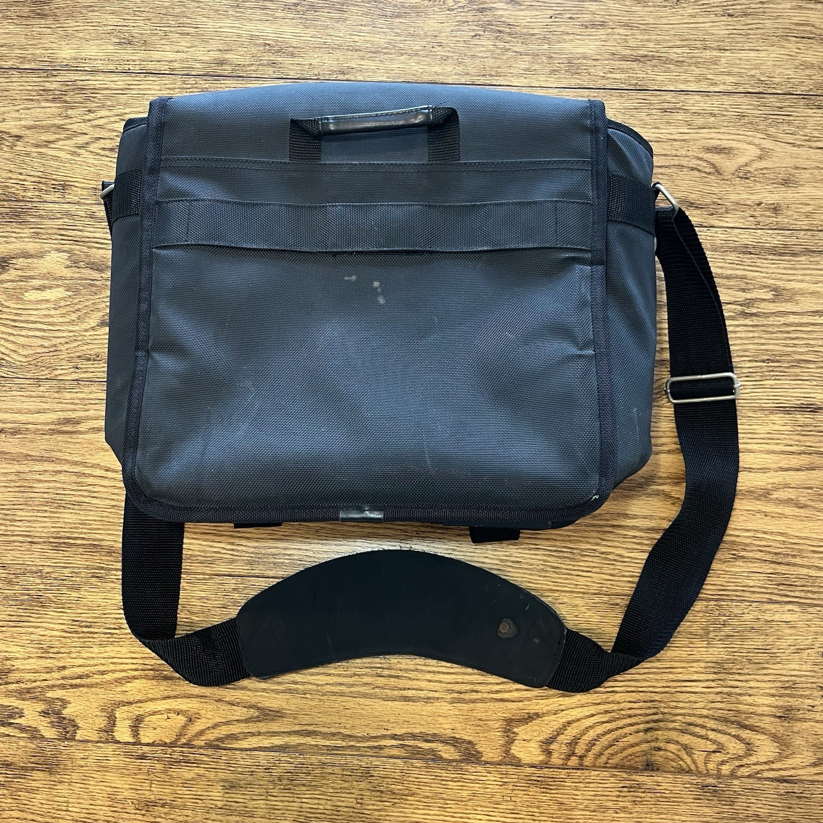 Original Microsoft Xbox Console Travel Carrying Case Backpack & Messenger Bag