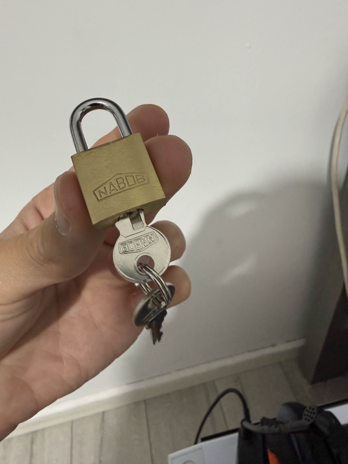 NABOB High-Quality Brass Padlock 40mm Width with 2 Compatible Keys