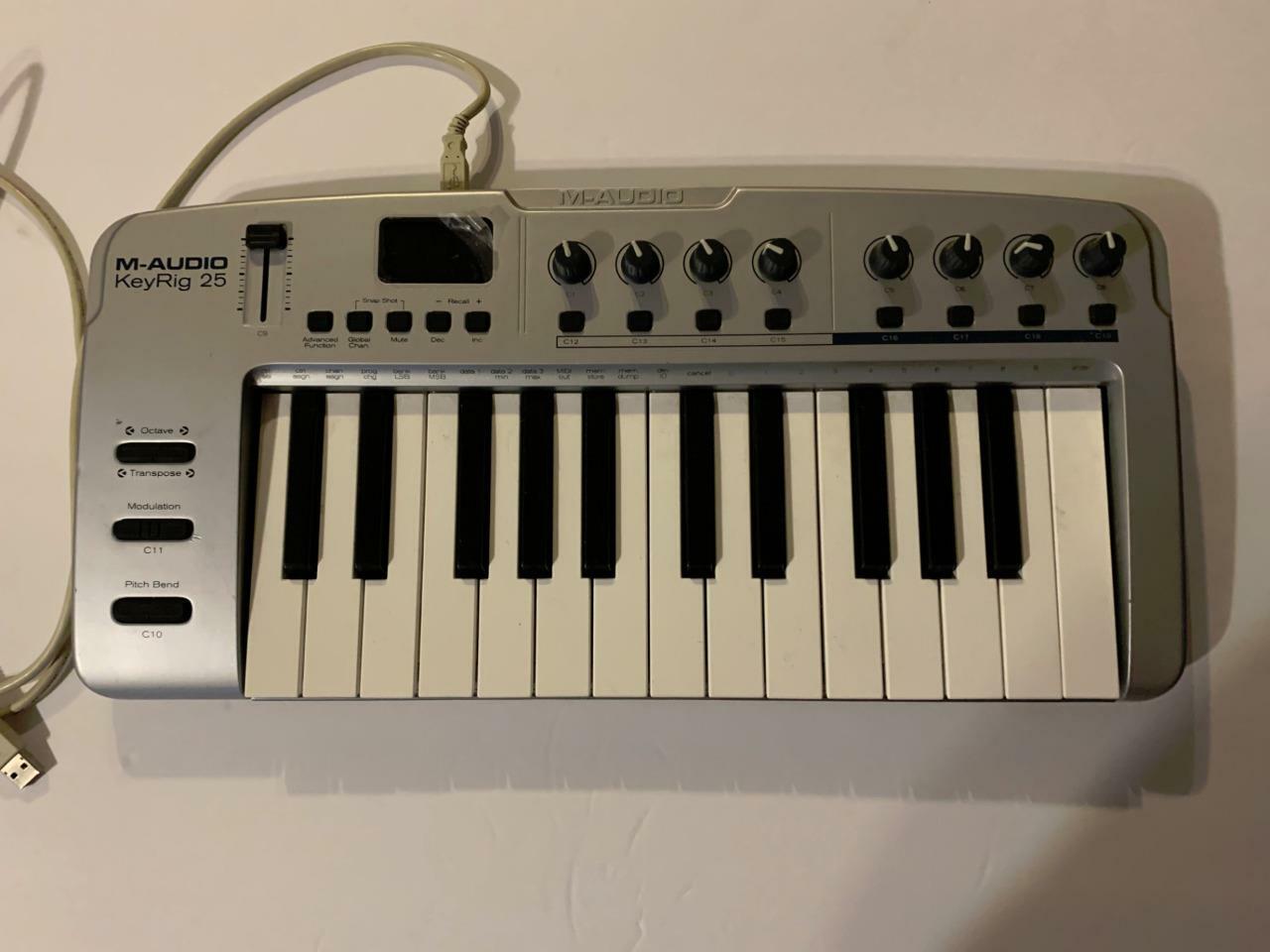 M-Audio KeyRig 25 25-Note USB Keyboard MIDI Controller and USB Cable
