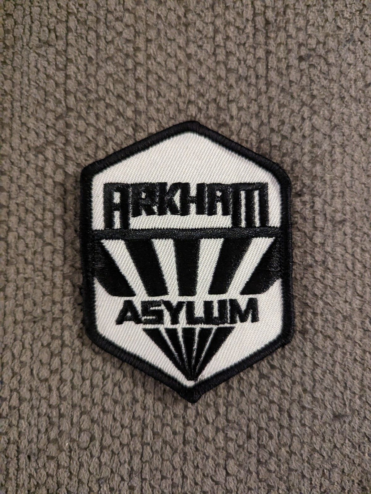DC Batman Arkham Asylum Embroidered Iron On Patch US Seller