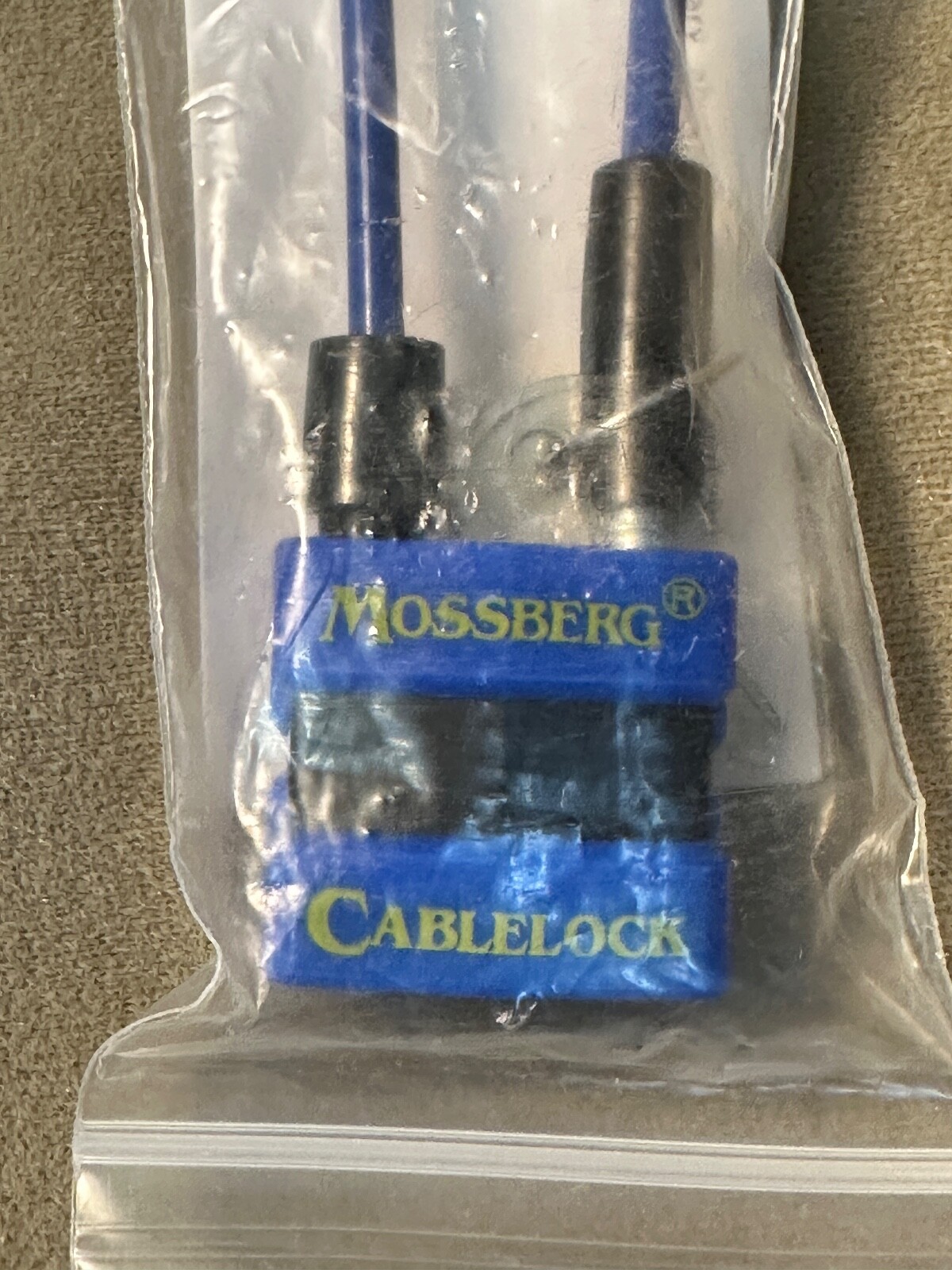 Mossberg Factory Blue Cable Gun Lock with 2 Keys
