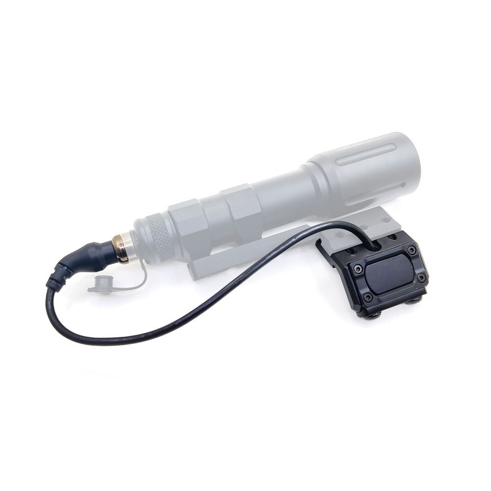 Tactical Button Remote Light Switch for M300 M600 LED Weapon Flashlight