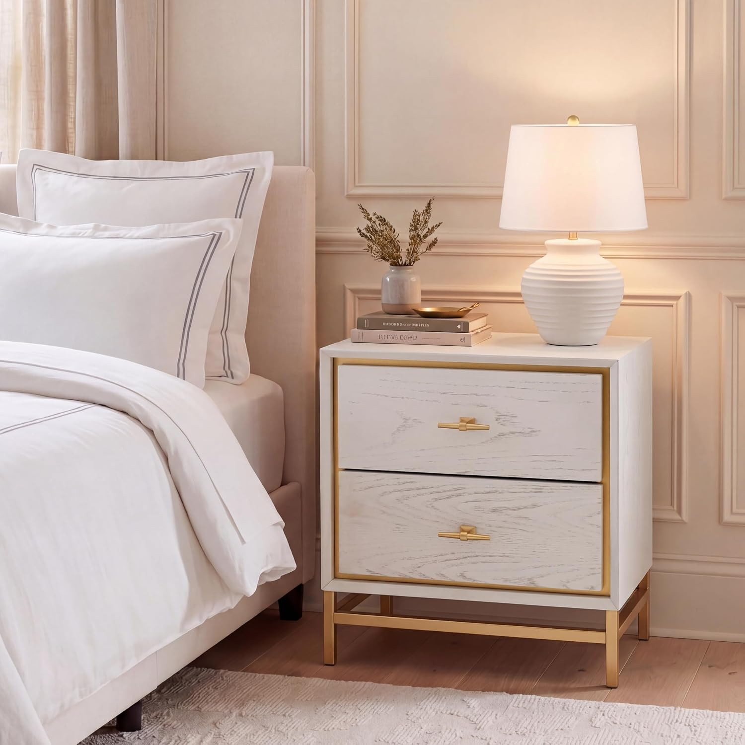 Safavieh NST6401C, 23" W X 16" L X 21.5" H, White Washed/Brass
