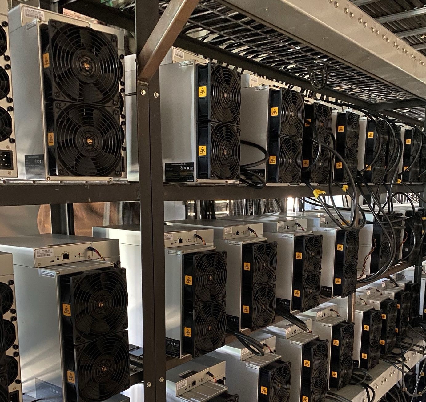 Bitmain Antminer S19 105TH/s Vnish OS BOOSTED 95TH  Bitcoin USA