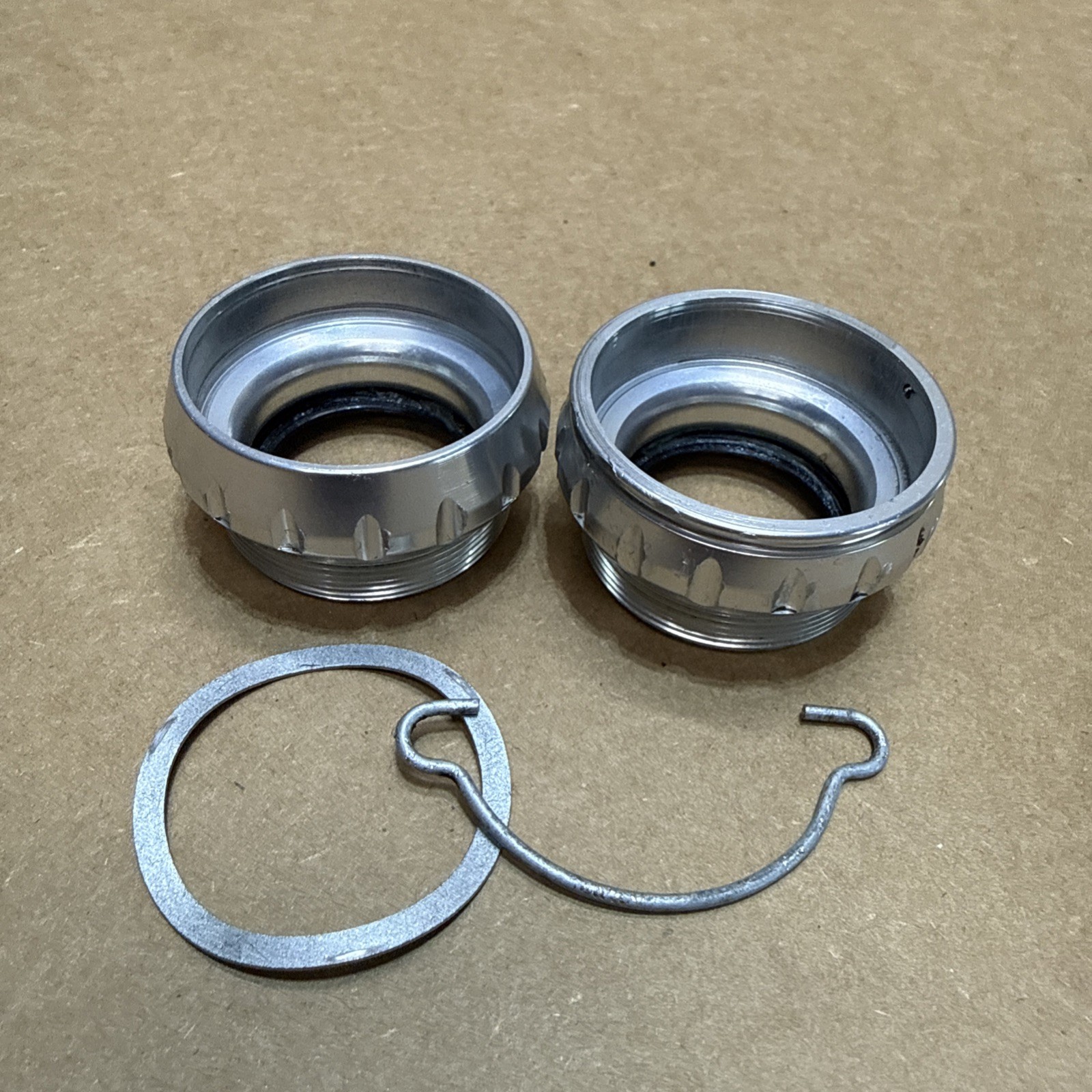 Campagnolo Record 70mm Italian Threaded Ultra Torque Bottom Bracket Cups wbd54
