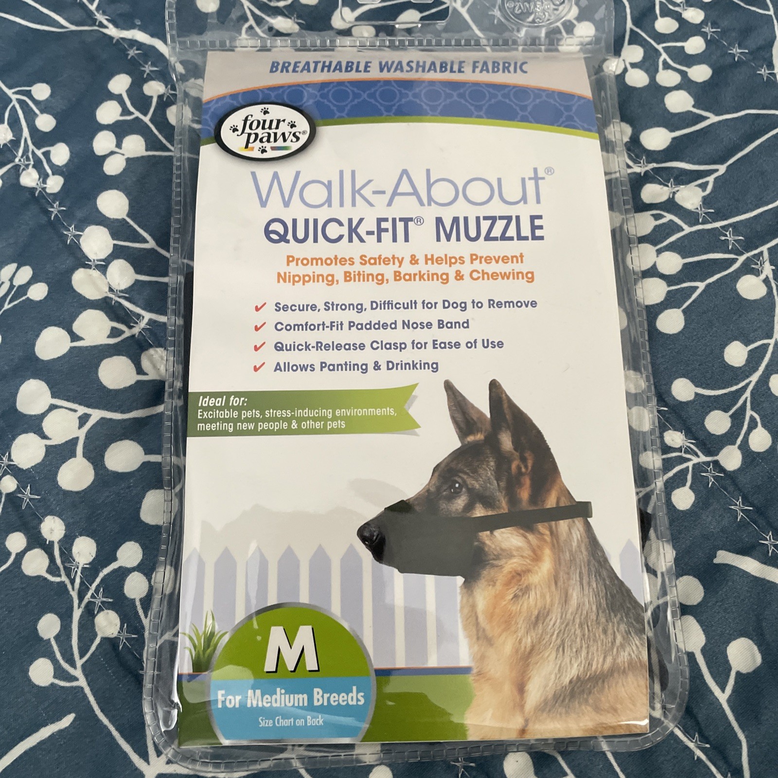 Dog Muzzle For Medium Breeds Four Paws Walk-About Quick-Fit  Breathable Washable