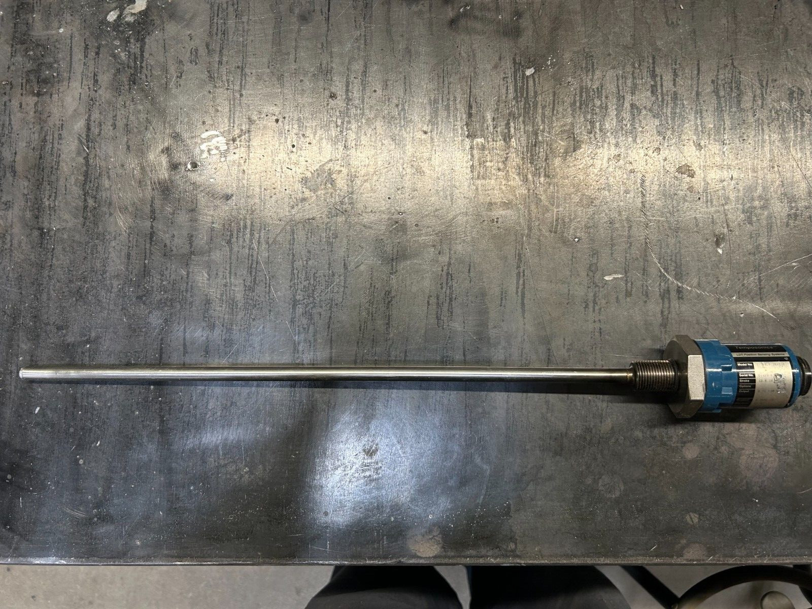 MTS  Temposonics Rod ¨USED¨ TT5RBU6120A51B