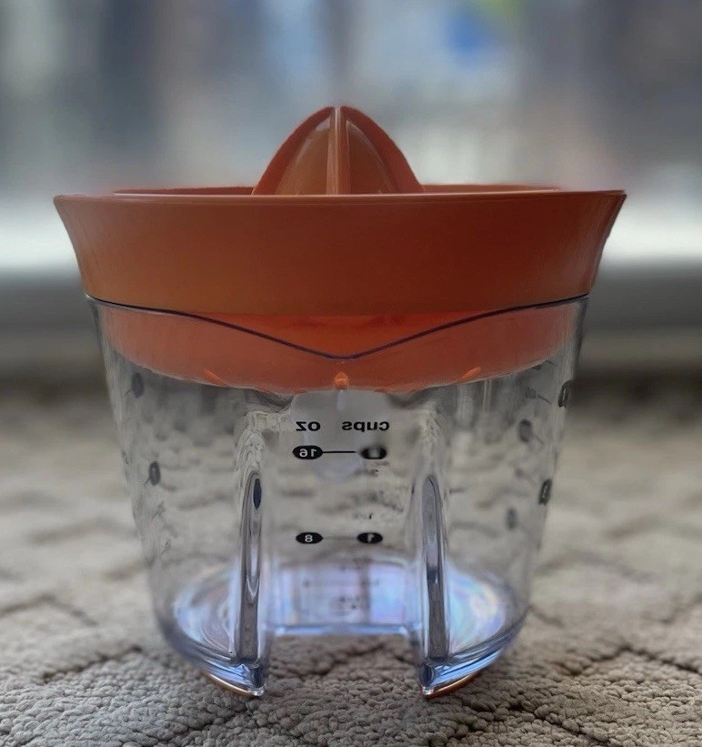 Farberware Professional 2 Cup Citrus Juicer with Easy Read Design