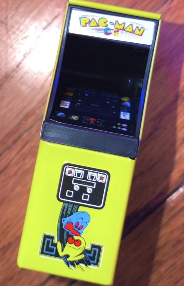 Arcade1Up PAC-MAN Deluxe Arcade Machine - Yellow (mini version)