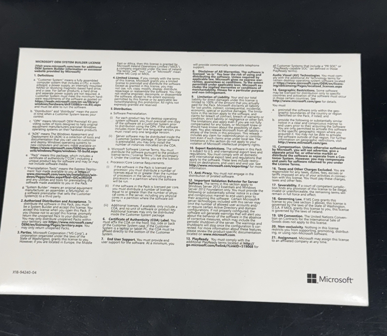 Microsoft Windows Server 2022 Standard 64-bit License & DVD 16 Core
