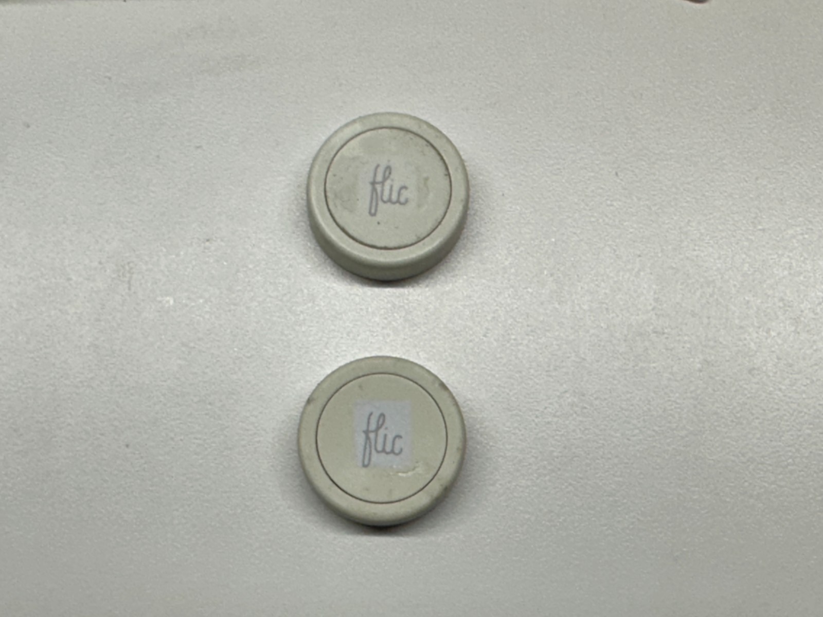 FLIC HUB LR SMART HUB + 2 BUTTONS