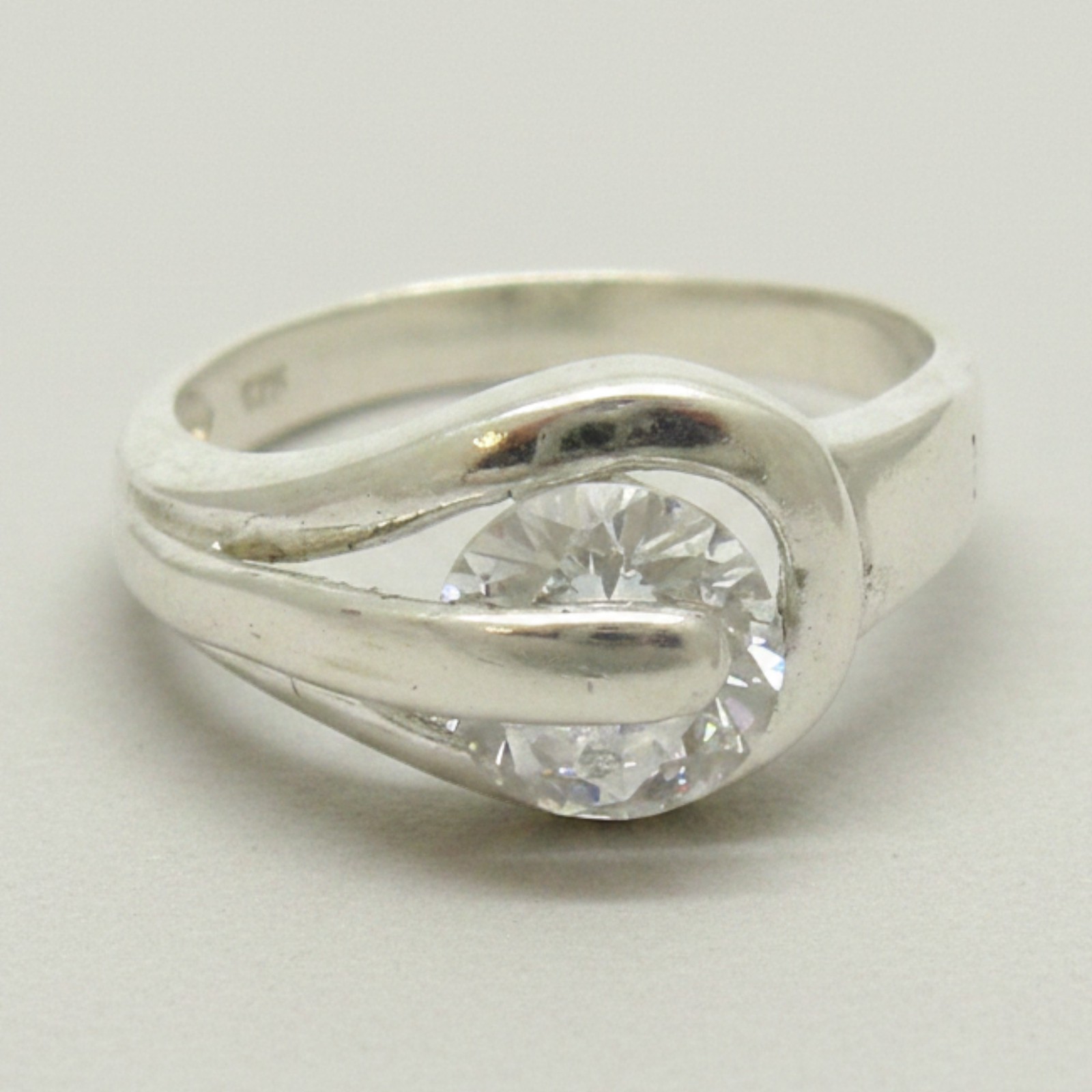 Sterling Silver Ring Genuine Solid 925 With 8mm Round Cubic Zirconia Empress