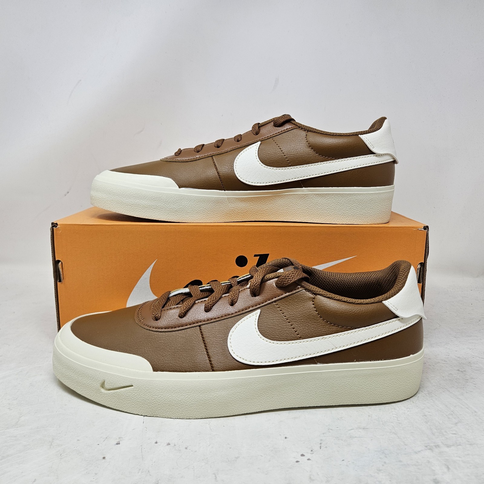 Nike Court Shot 'Track Brown' / FQ8146-201 / Size 12 Men's - 13.5 Women's