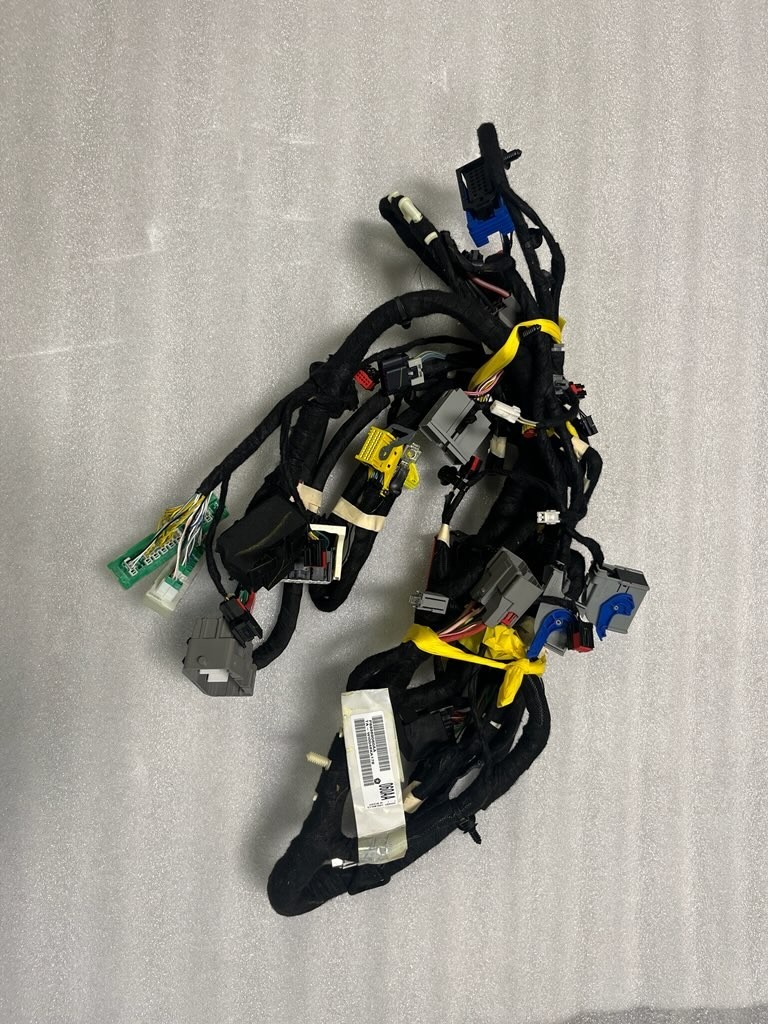 Genuine Mopar 2018 Jeep Cherokee Front Instrument Panel Wiring 68369060AA
