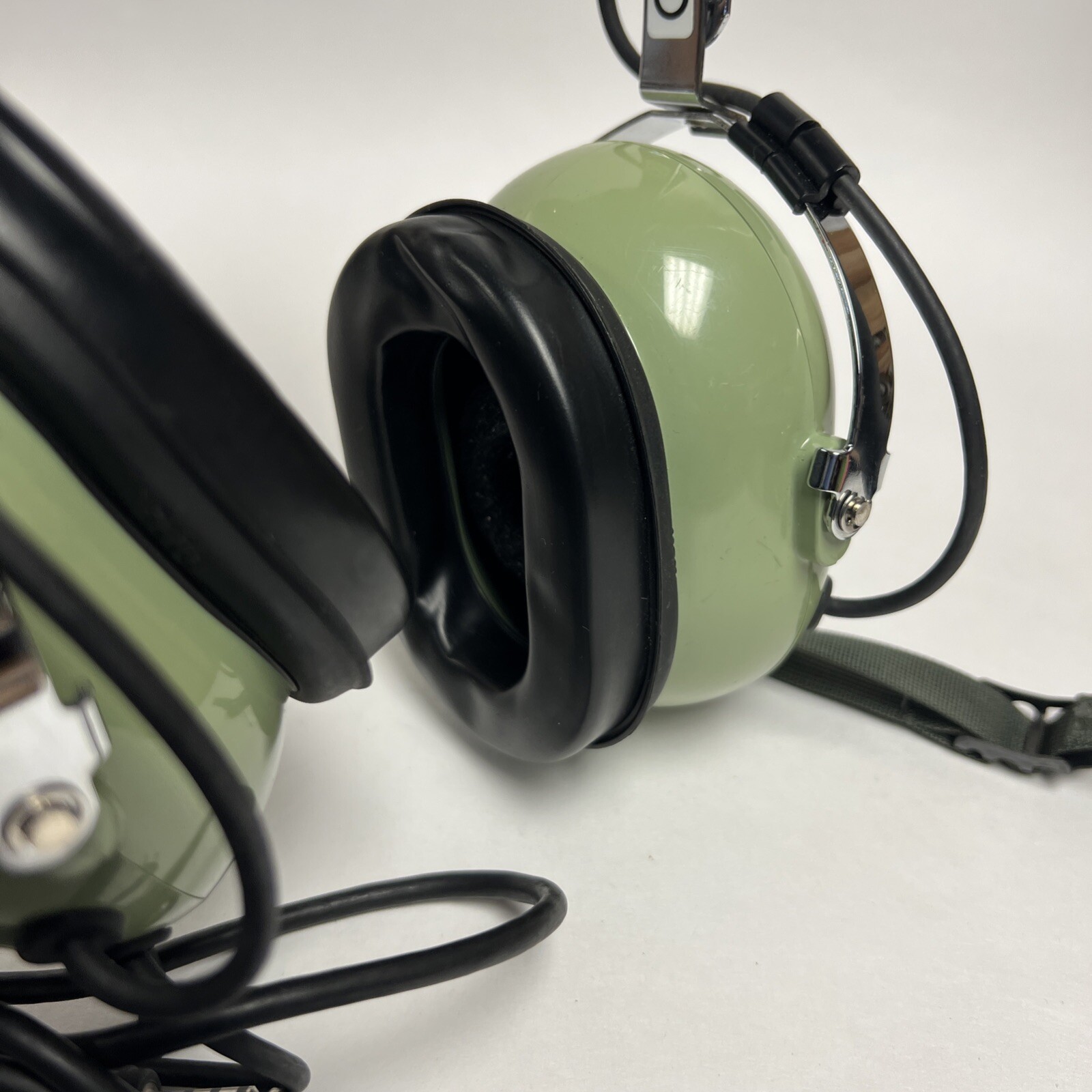 David Clark Aircraft pilot Aviation Headset Model H7010 (Headset Only)