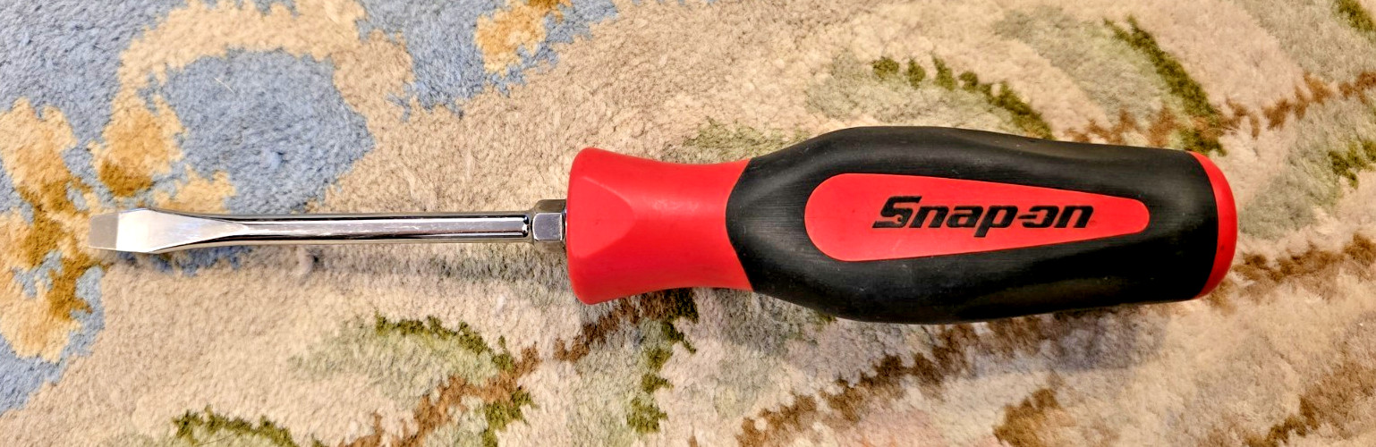Snap-on Tools NEW RED 1/4" Tip Soft Comfort Grip Flat Head Screwdriver SGD4B