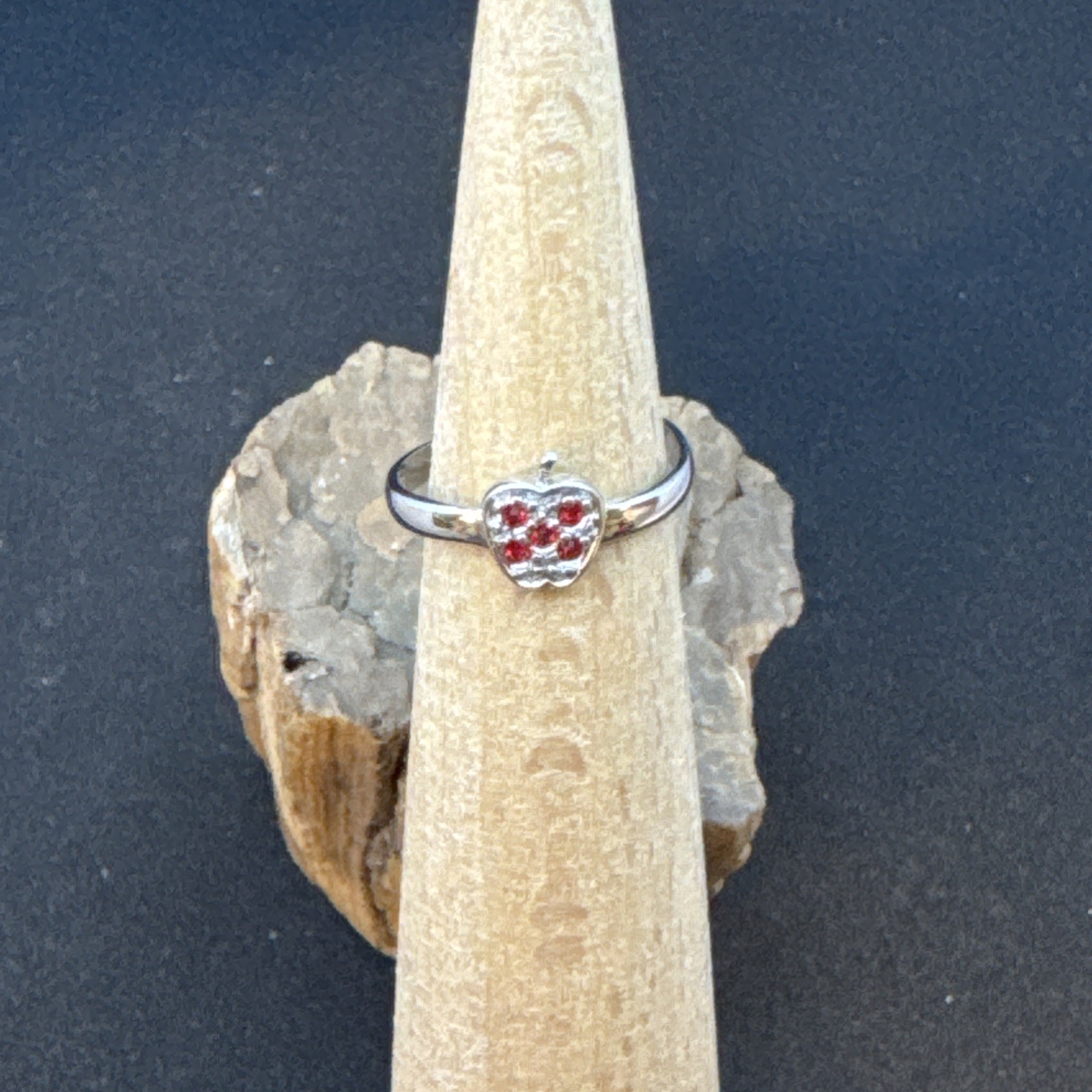 Rhodium Plated .925 Sterling Silver Toe Ring Apple With Red CZ
