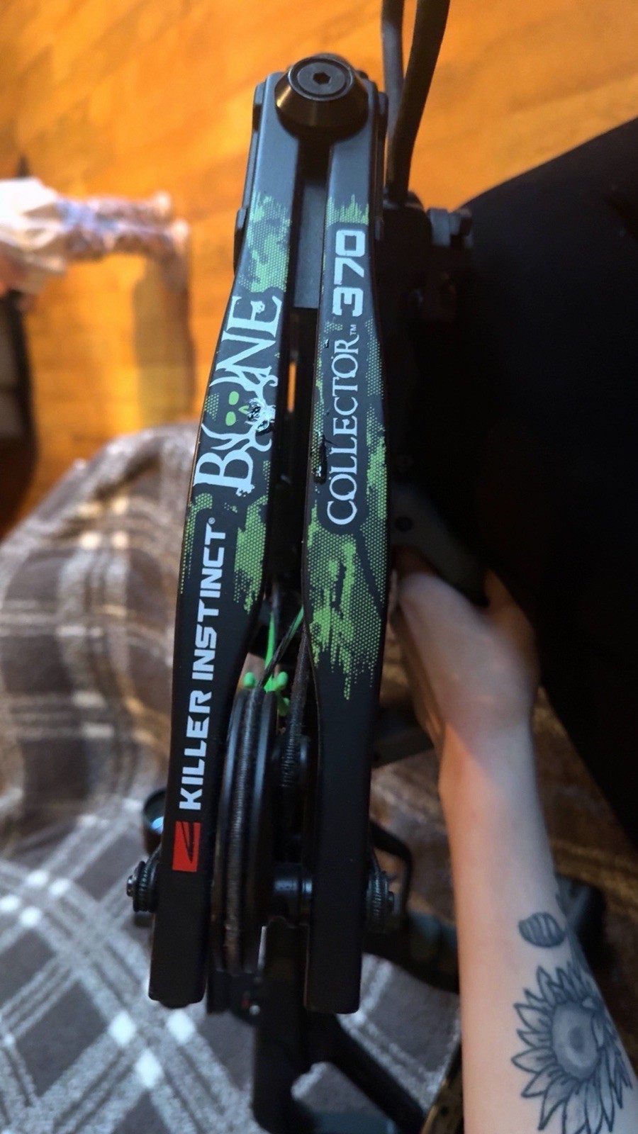 Bone Collector 1100-B Killer Instinct 370 Crossbow Kit