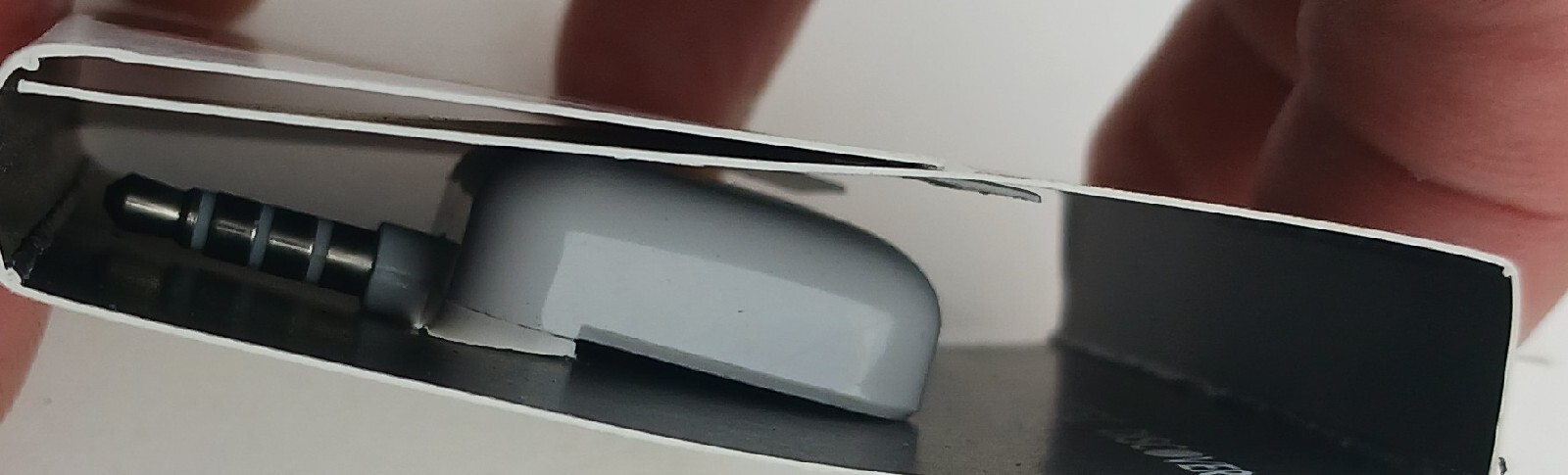 Square Credit Card Reader Contactless White Chip for iPhone iPad and Android