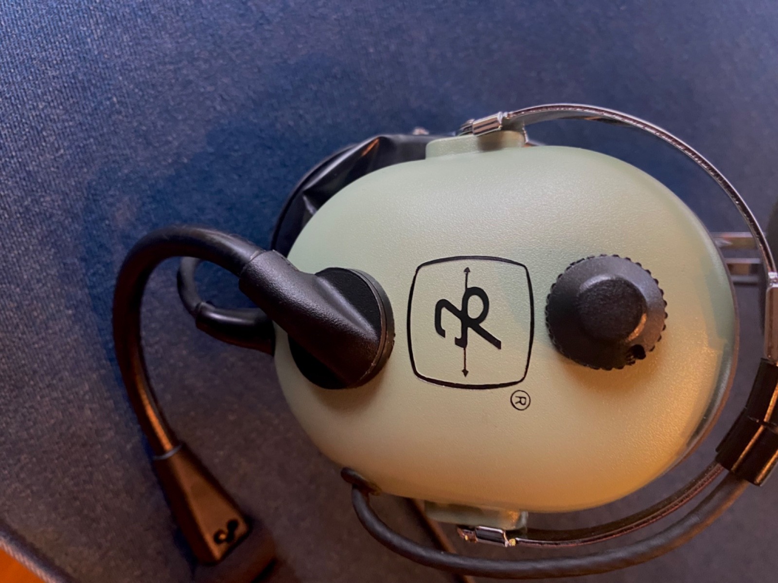 David Clark H10-13S Stereo Aviation Dual-Plug Headset