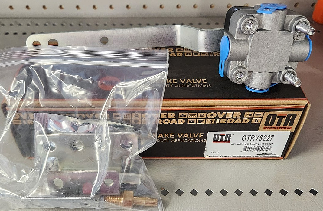 OTRVS227   Air Height Control Leveling Valve Heavy Duty, Replaces Hendrickson