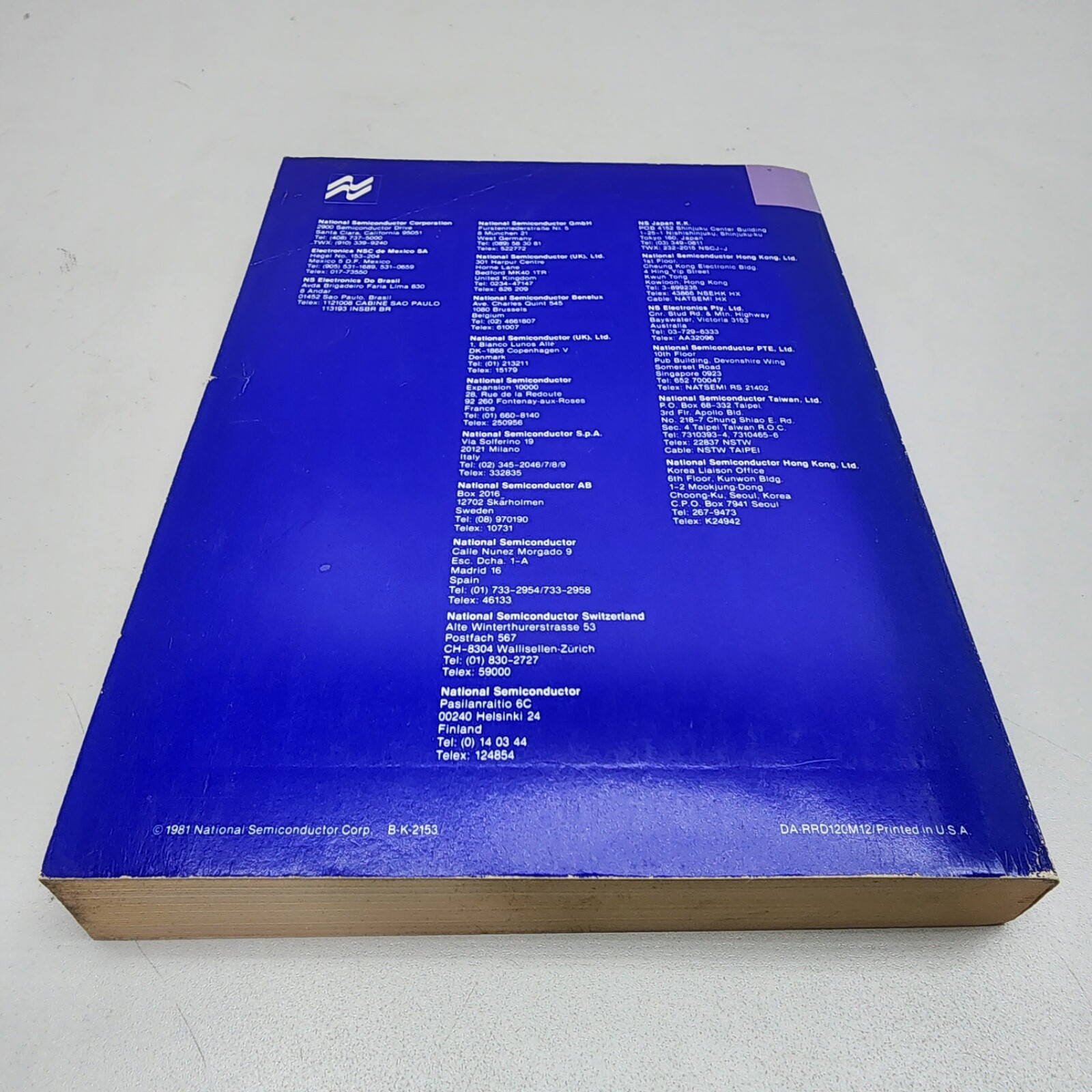 NATIONAL SEMICONDUCTOR Data Book 1982 Hybrid Products Databook