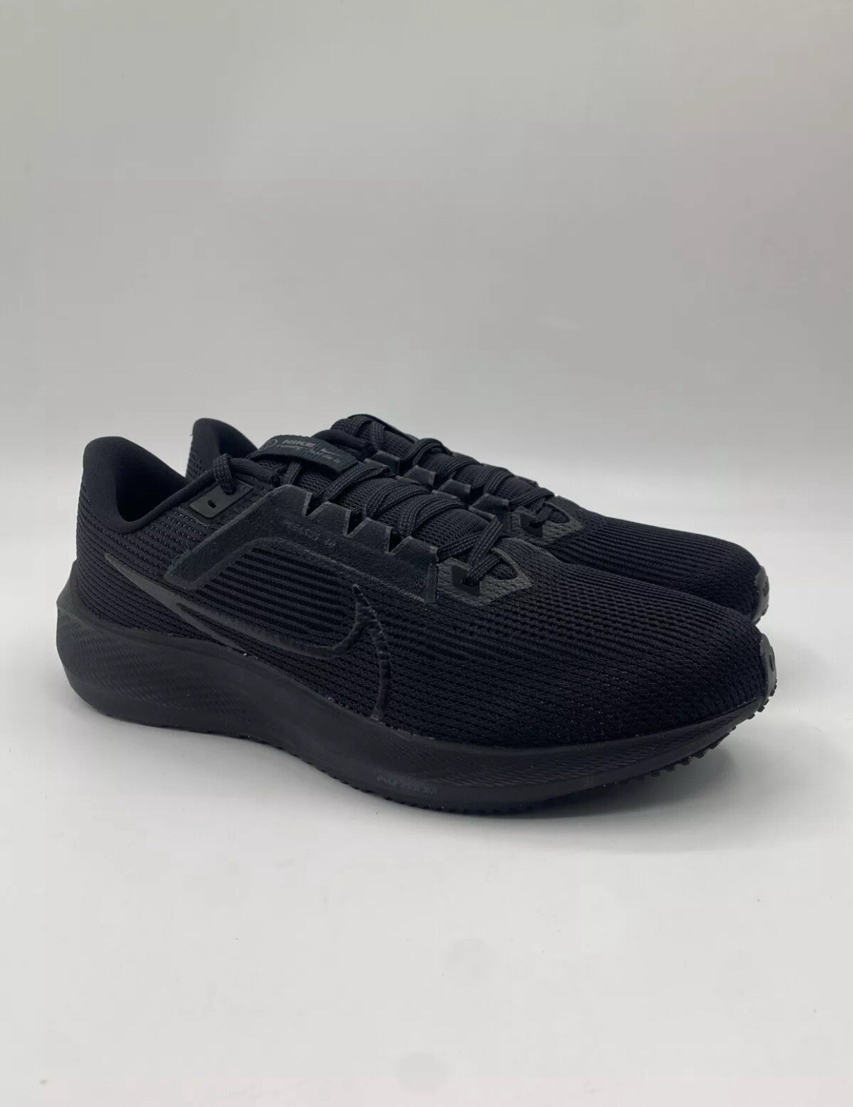 Nike Air Zoom Pegasus 40 Triple Black Anthracite DV3853-002 Men’s Sizes 7-15