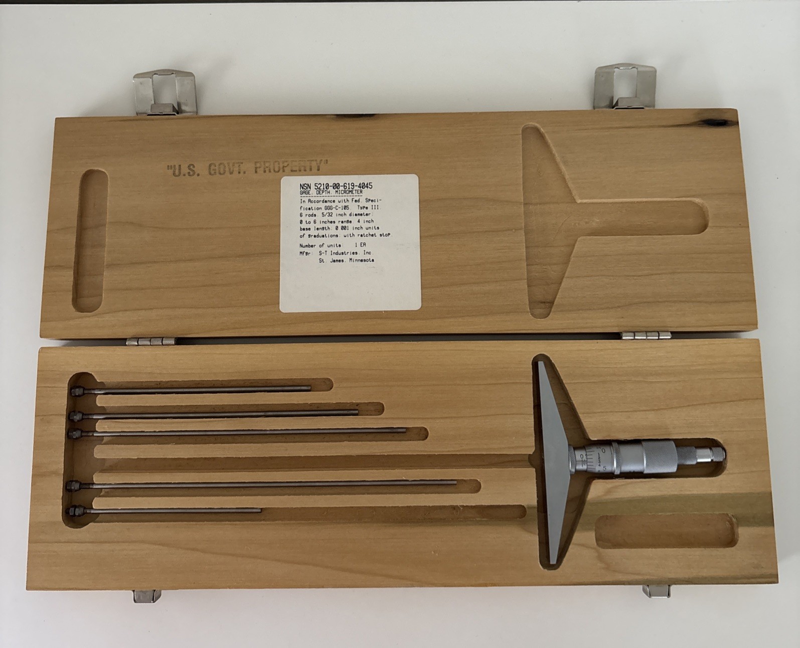 Scherr Tumico  Mechanical Depth Micrometer Set 0-6" US Govt & Wooden Case