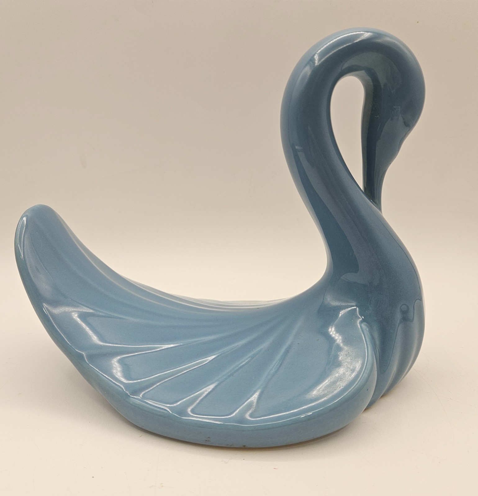 Vtg 1980s Style Country Blue Ceramic Swan Small Towel Holder Decor