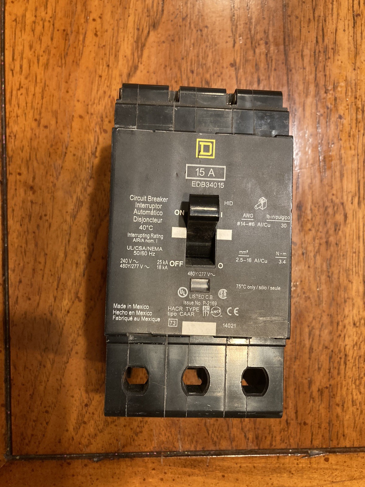 Square D EDB34015 15A 3-Pole E-Frame Molded Case Breaker 480Y/277V Bolt-On