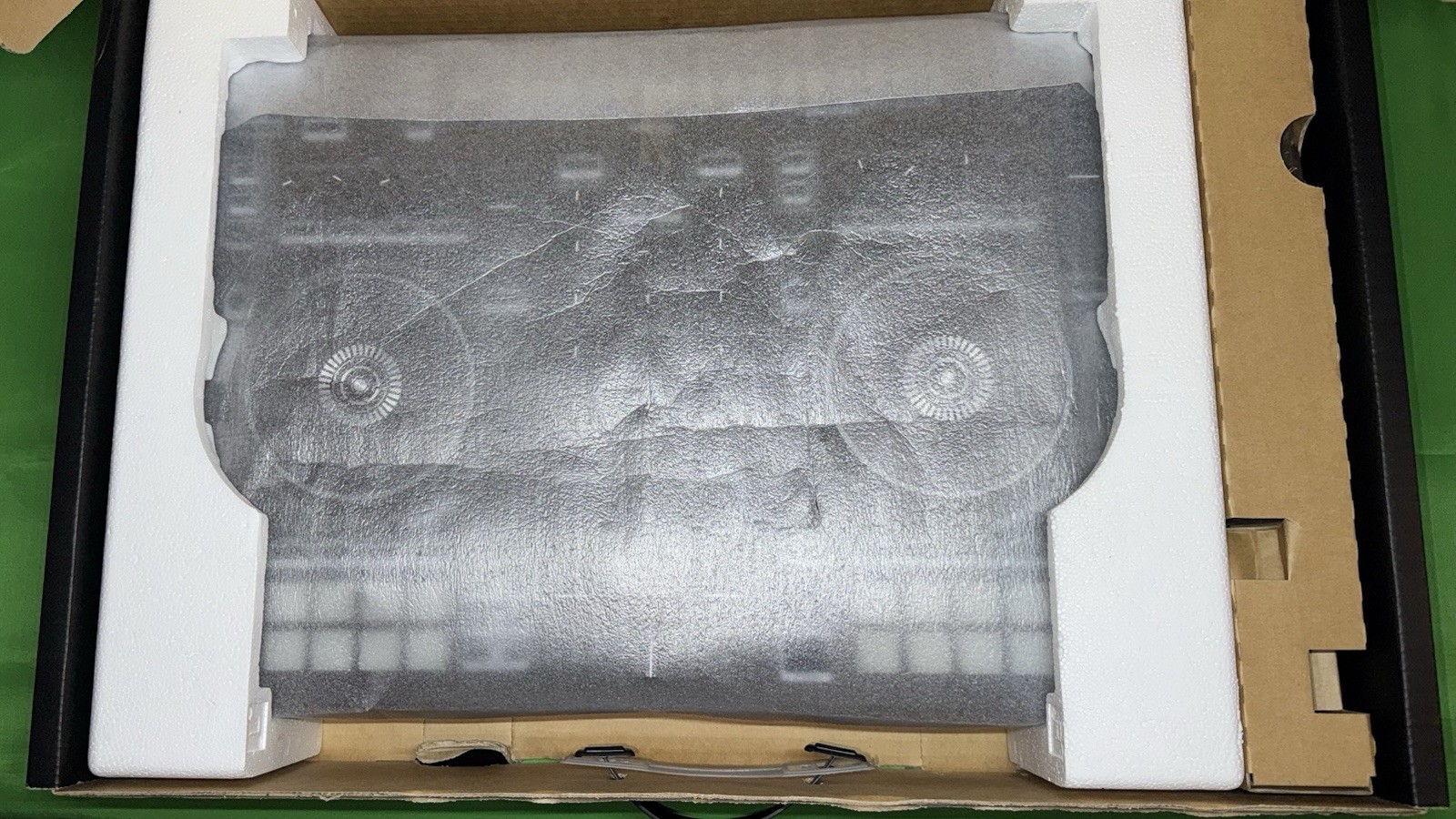 Roland DJ-505 Serato DJ Controller