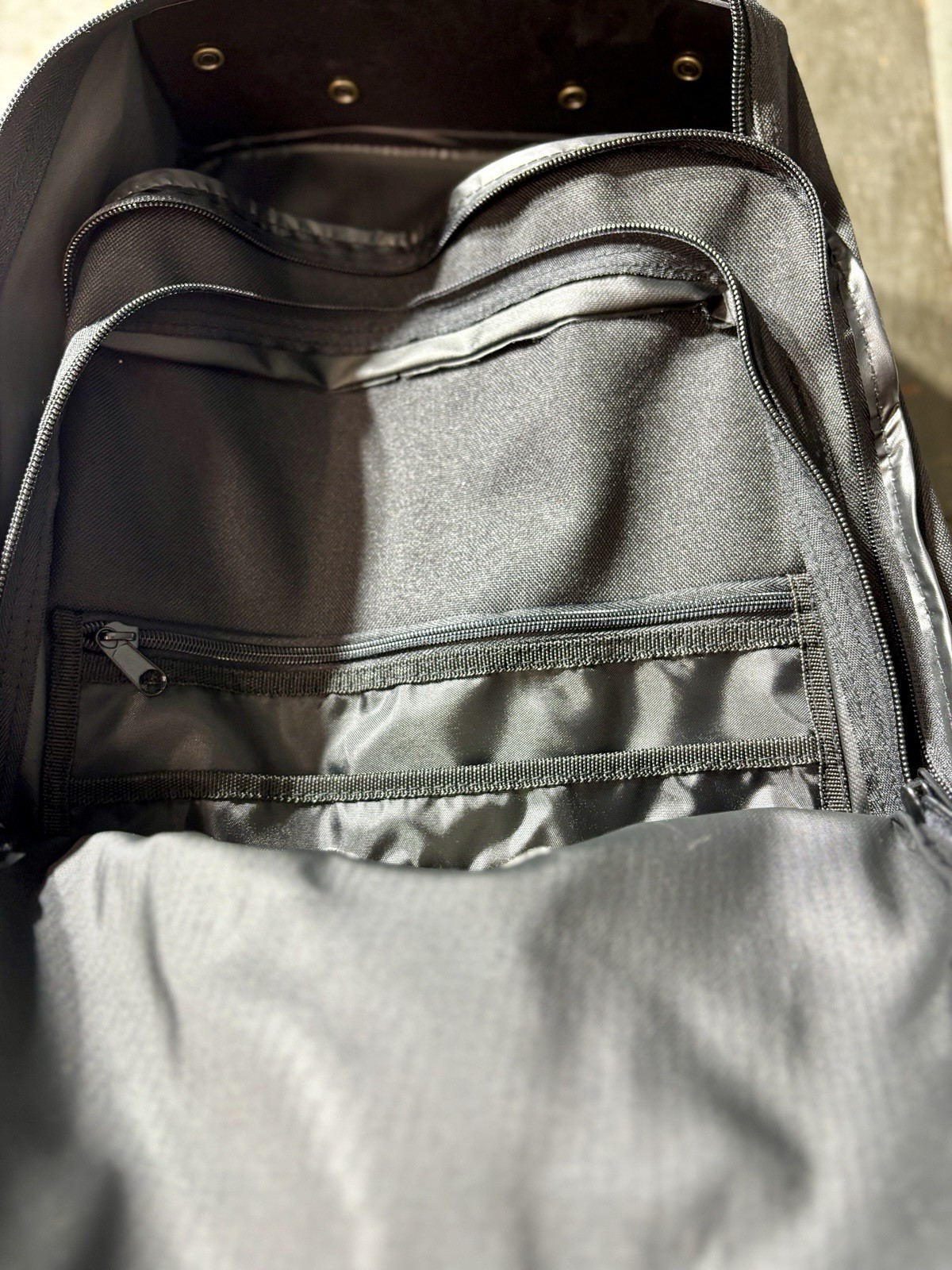 US Army Reserves Black Backpack Upright Luggage Wheeled Rolling Bag Backpack