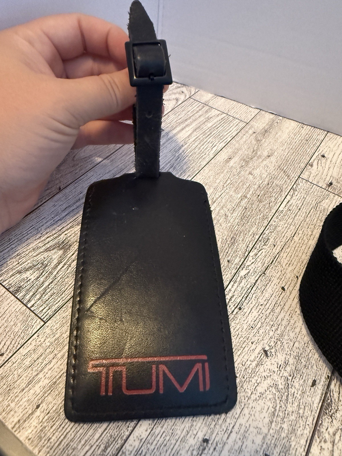 Tumi Padded Replacement Shoulder Strap and Leather Luggage Tag Set Black