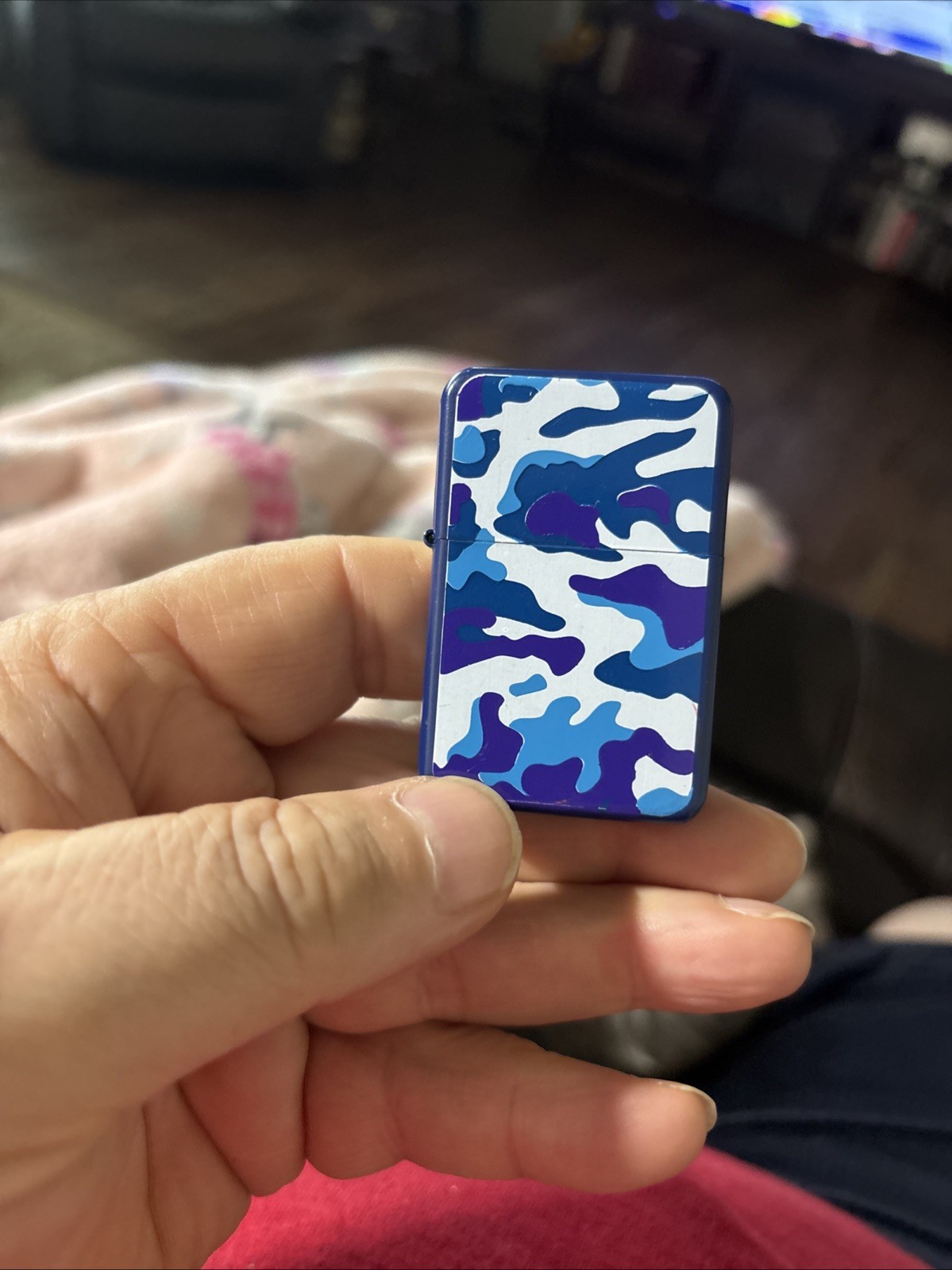 WINDPROOF Lighter NAVY BLUE/PURPLE/BLUE Camo Themed Brand New Unused
