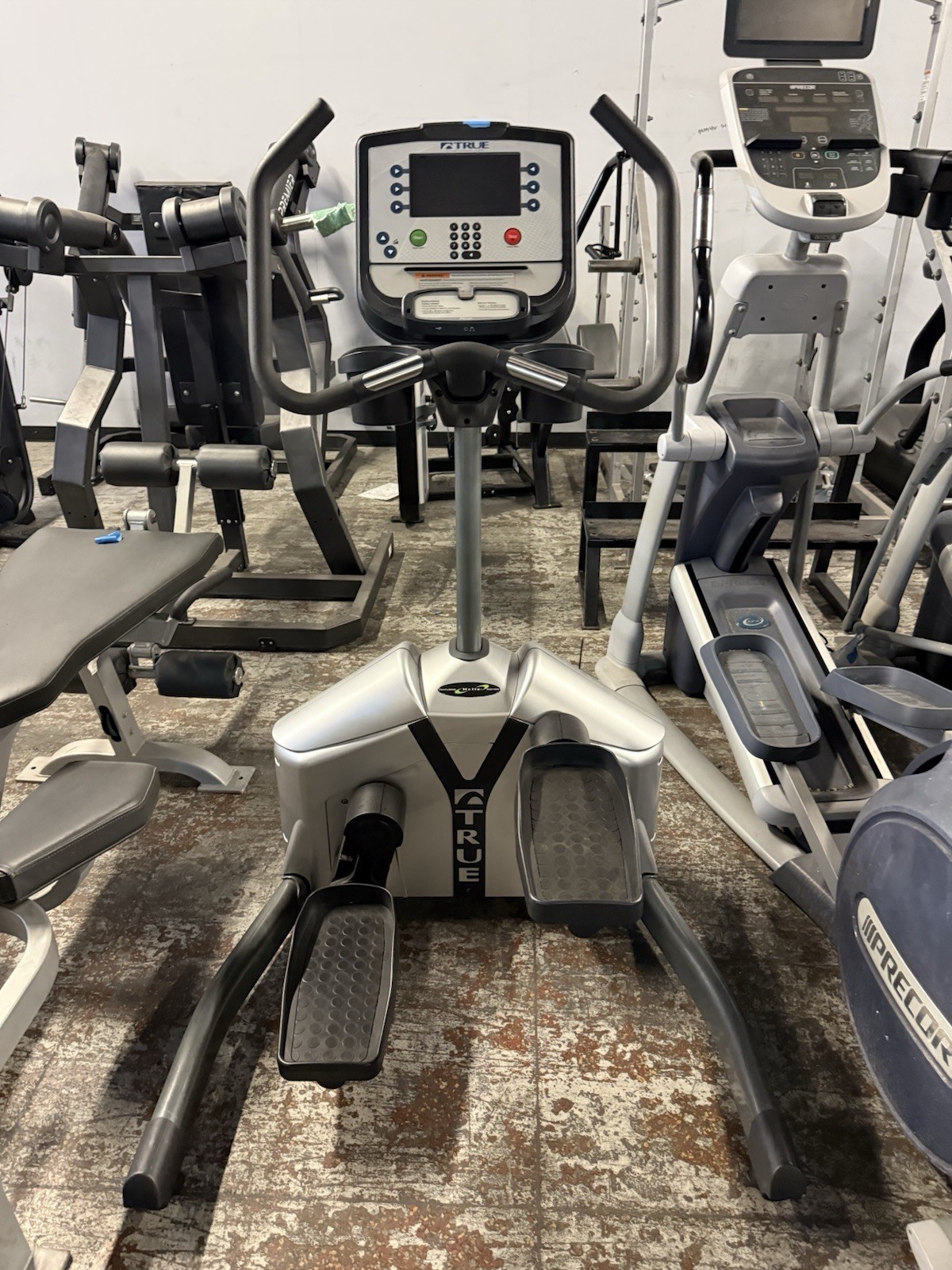 True Fitness Helix Trainer