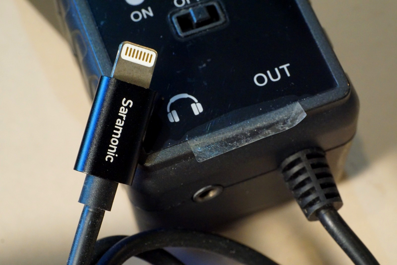 Saramonic 2-Channel Audio Interface w/XLR, 1/4" & 1/8" for Apple iPhone