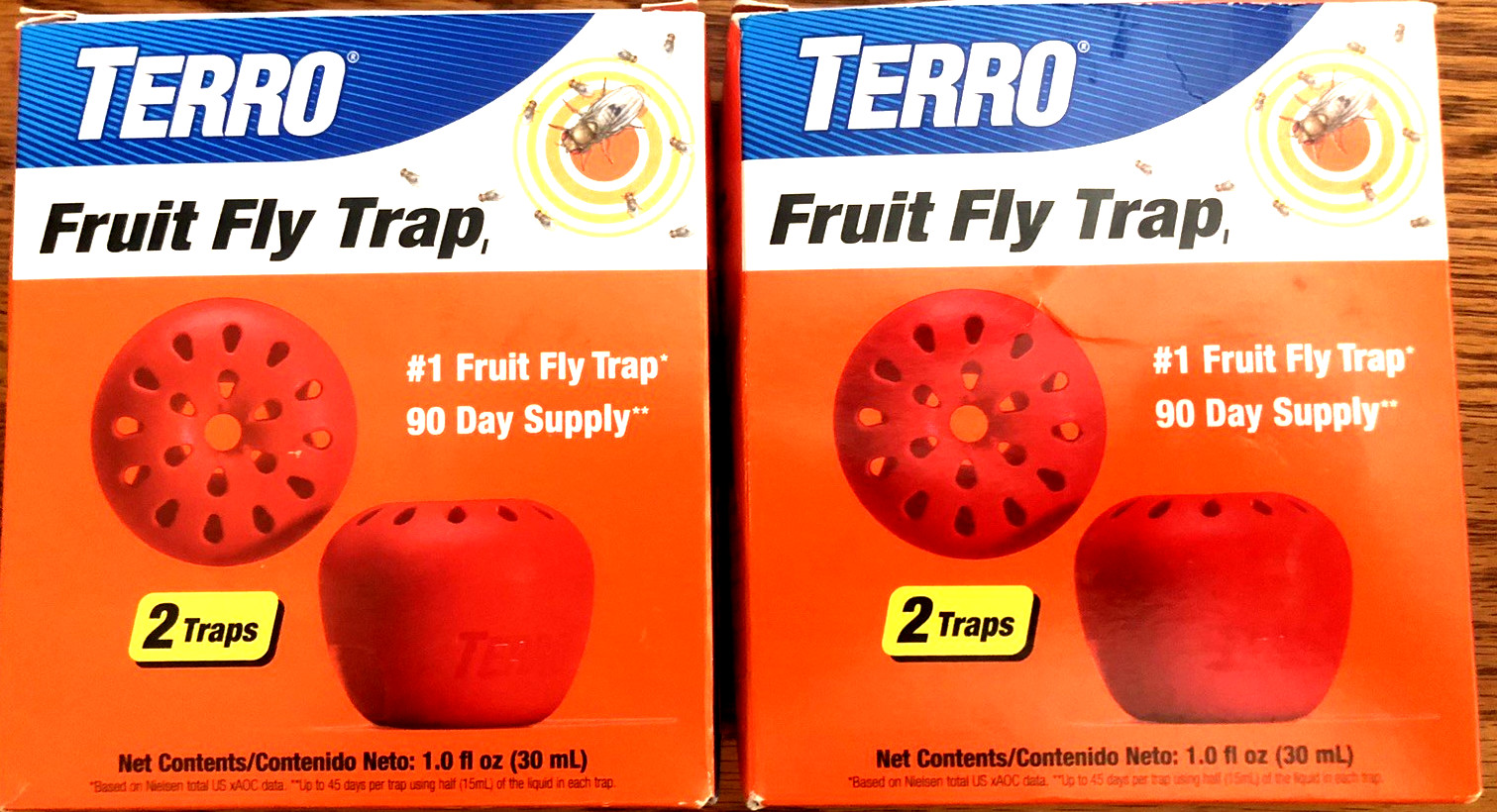 TWO boxes of 2 Count TERRO Fruit Fly Fast acting  Indoor Traps