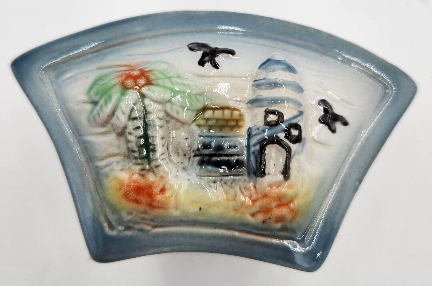 Vintage Ceramic Glazed Trinket Box Seashore Design