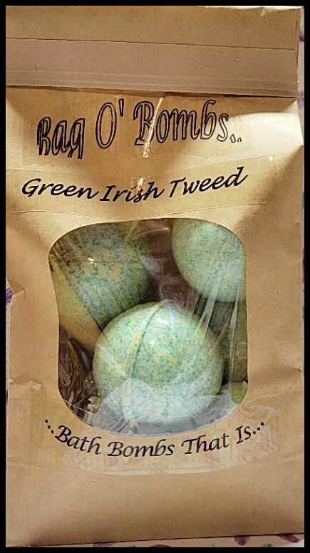 *NEW* Handmade 'Green Irish Tweed' Relaxing Bathbombs(6)! Bag O' Bombs! 15 oz