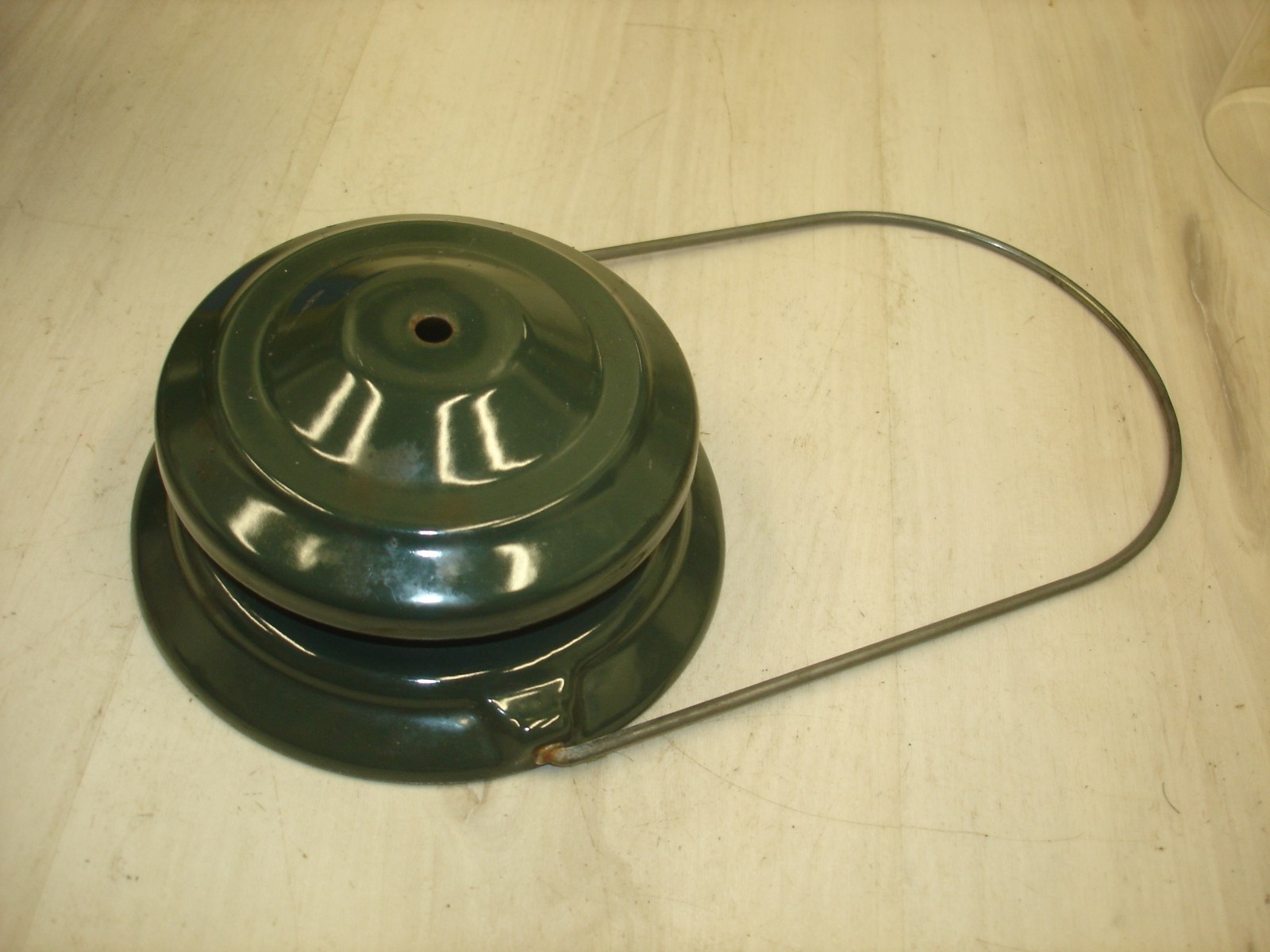 Coleman Lantern 288  adjustable lantern chimney top only   used
