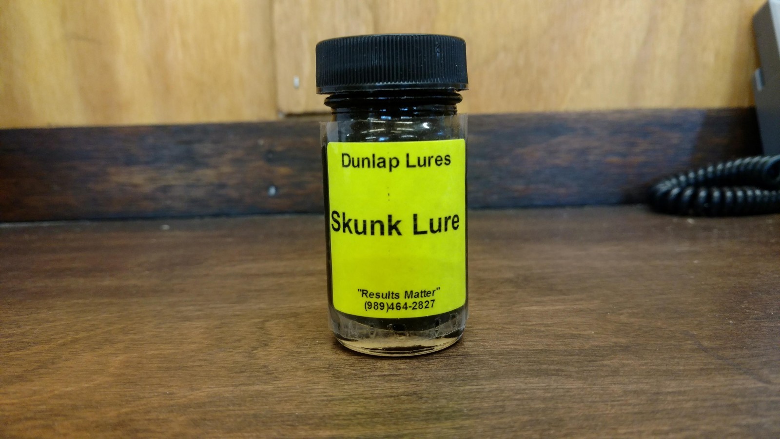 Jeff Dunlap's  SKUNK Lure 1 oz trapping skunk trapping lure, ADC skunk lure
