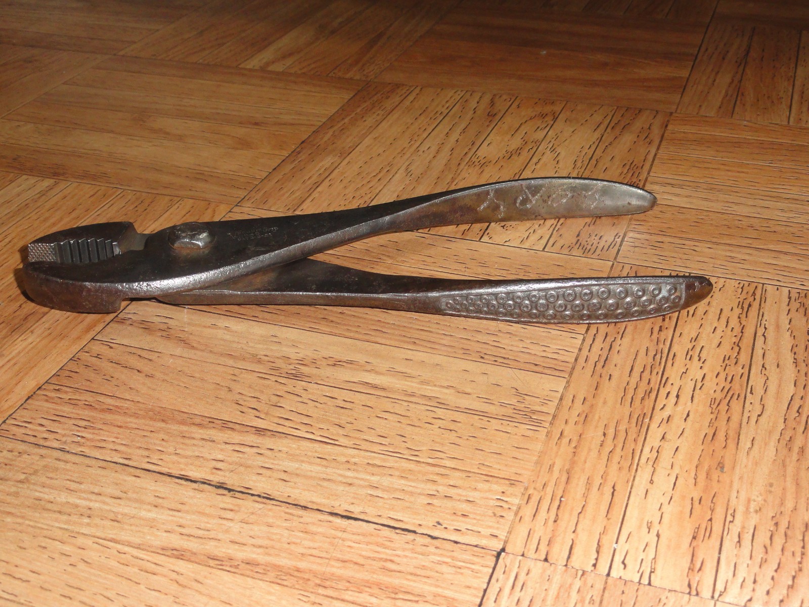 Antique "1922" Pre Snap-On Vacuum Grip No.49 9 Inch Combination Pliers