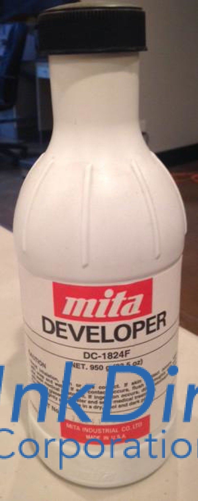 1 Bottle - Genuine Kyocera Mita 37060111 - L 370-60111 Developer / Starter Black