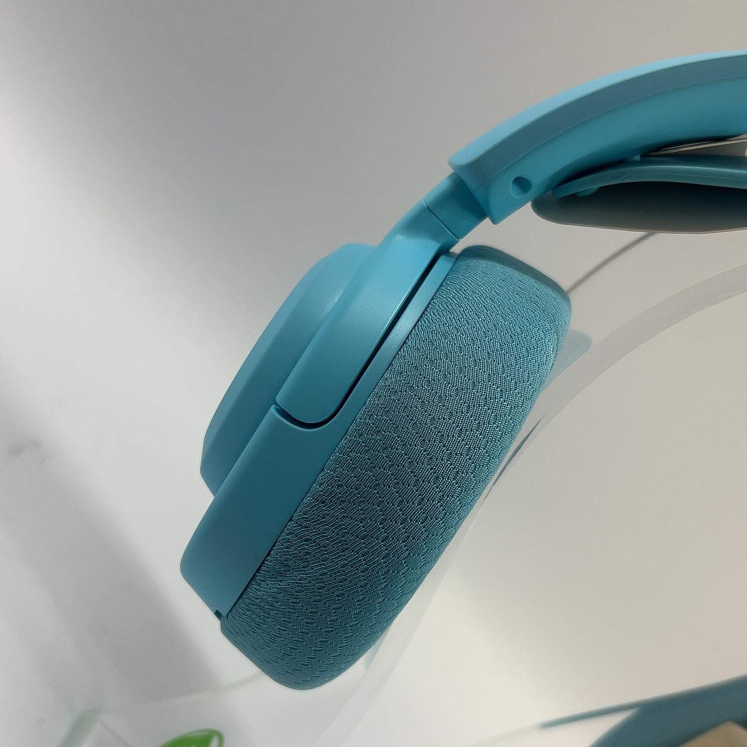 SteelSeries Arctis Nova 3 Over Ear Gaming Headset Blue HS40 WIRELESS