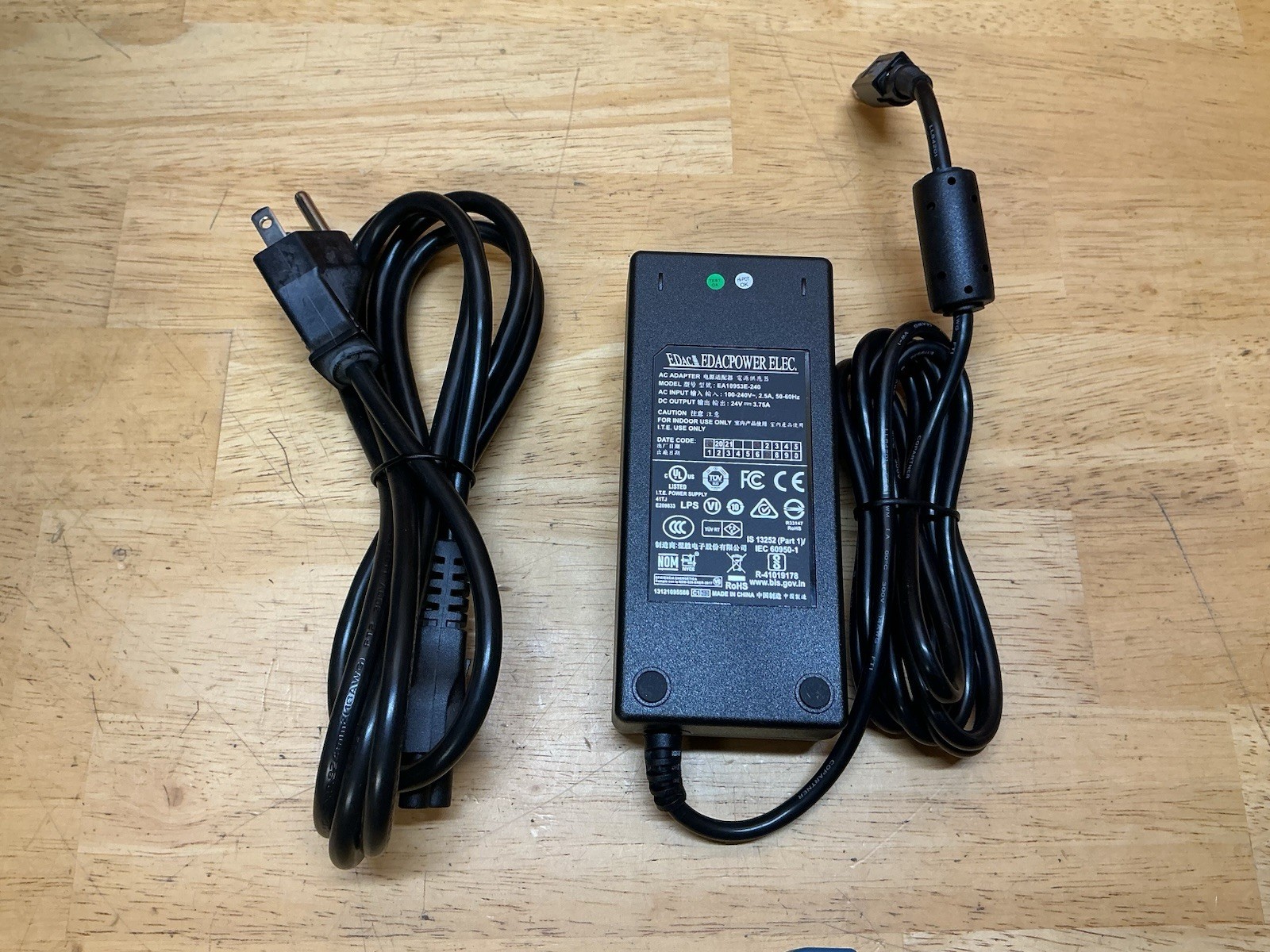 Exfo FTB-1v2 Pro & FTBx-8870 Power Blazer 10G Multiservice Test Module